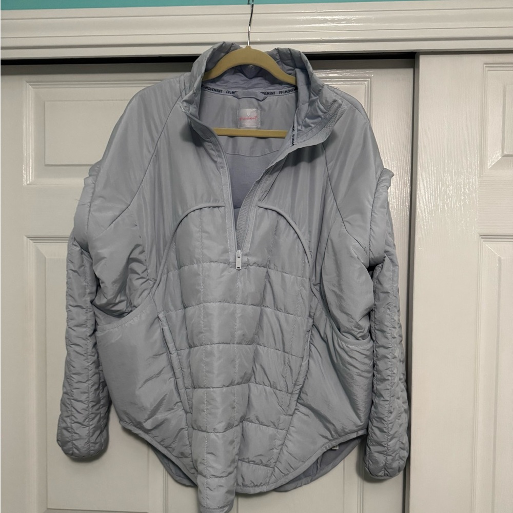 Free People Priscilla pull over Women's Gray Puffer Jacket